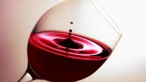 Comment se familiariser avec le monde du vin ?