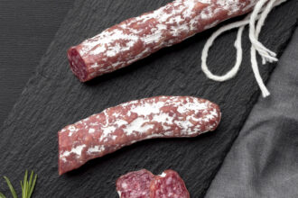 Saucisson sec : comment bien le choisir et où en trouver de qualité ?